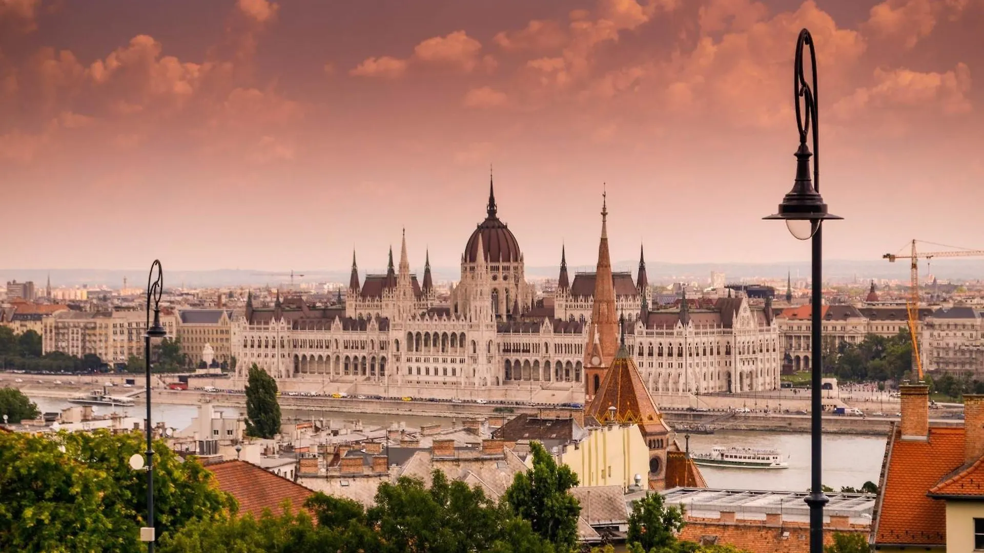 Walk To Opera House - 3Br Live In Budapest Designer Apt